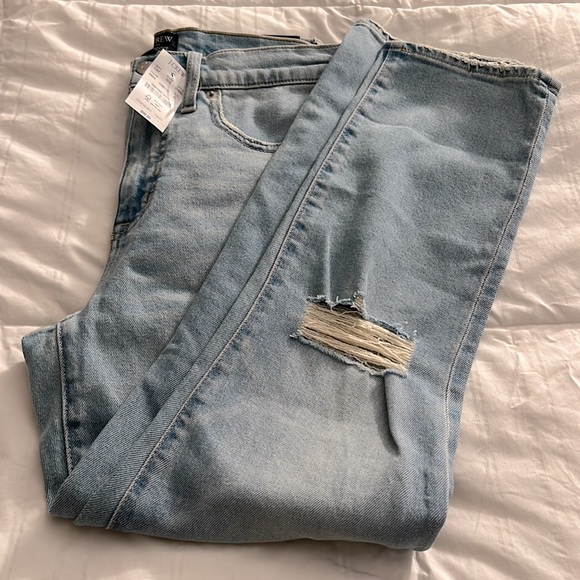 NWT J. Crew The Essential Straight Jean Size 27 - Picture 6 of 8
